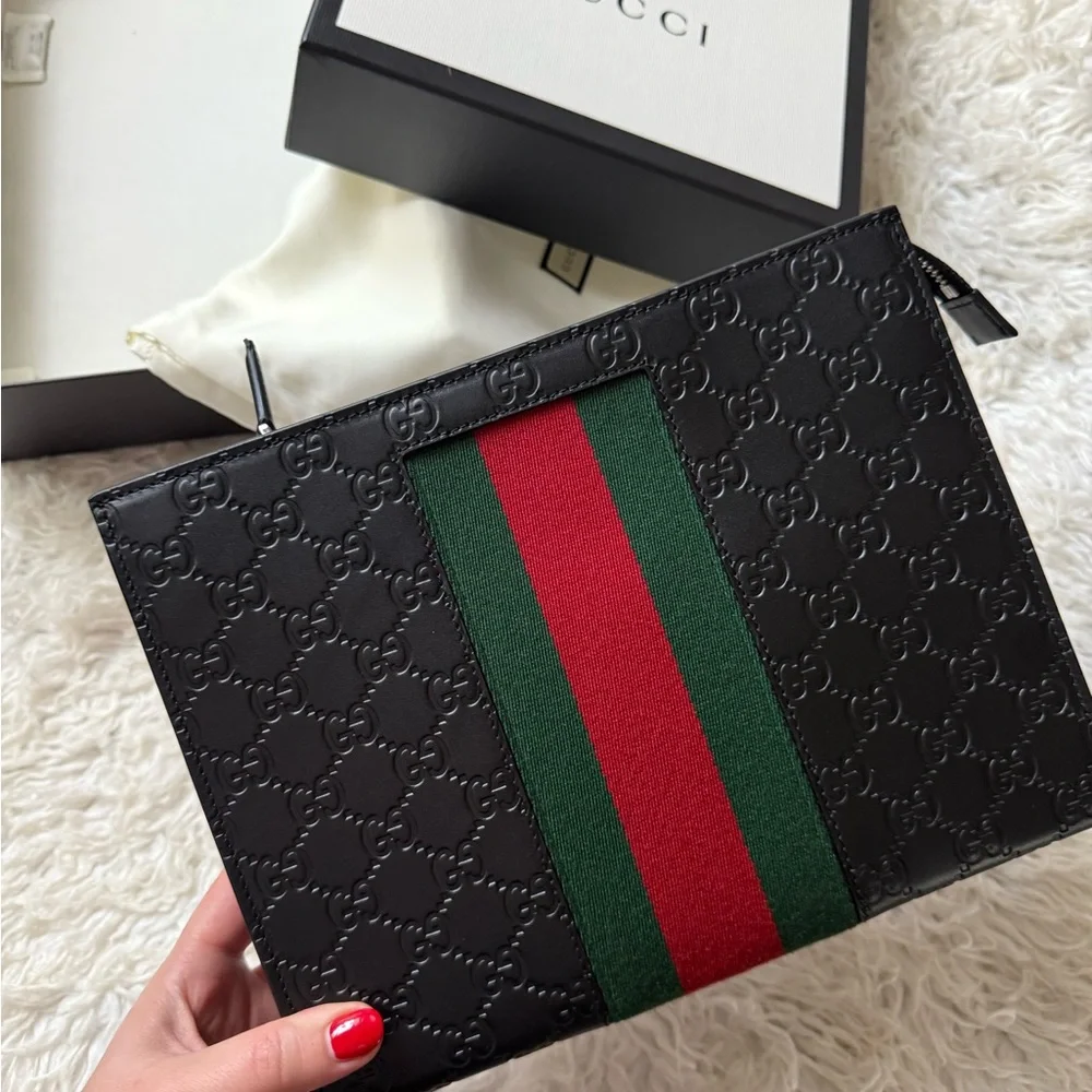 Gucci Signature Web Pouch/ Clutch - Picture 4 of 7